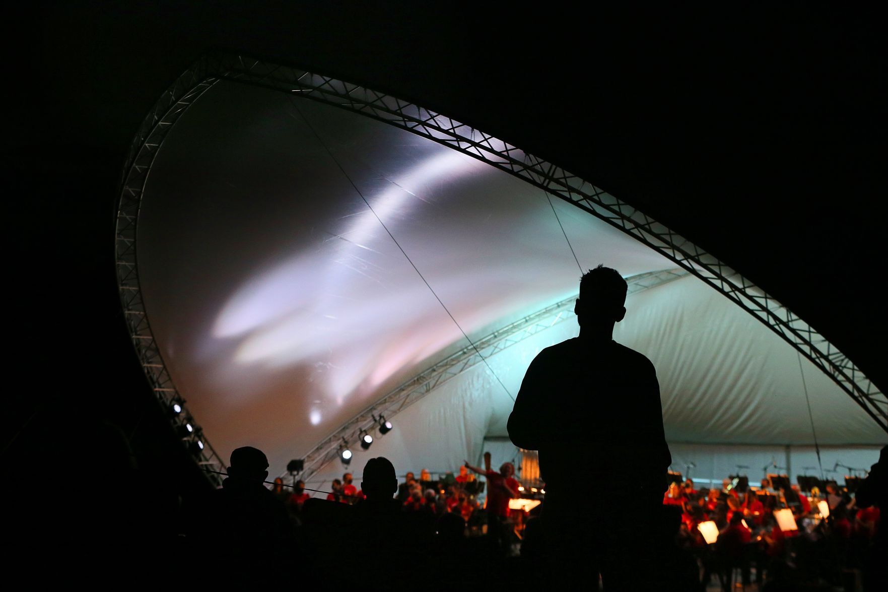 SLSO draws thousands for free Art Hill concert